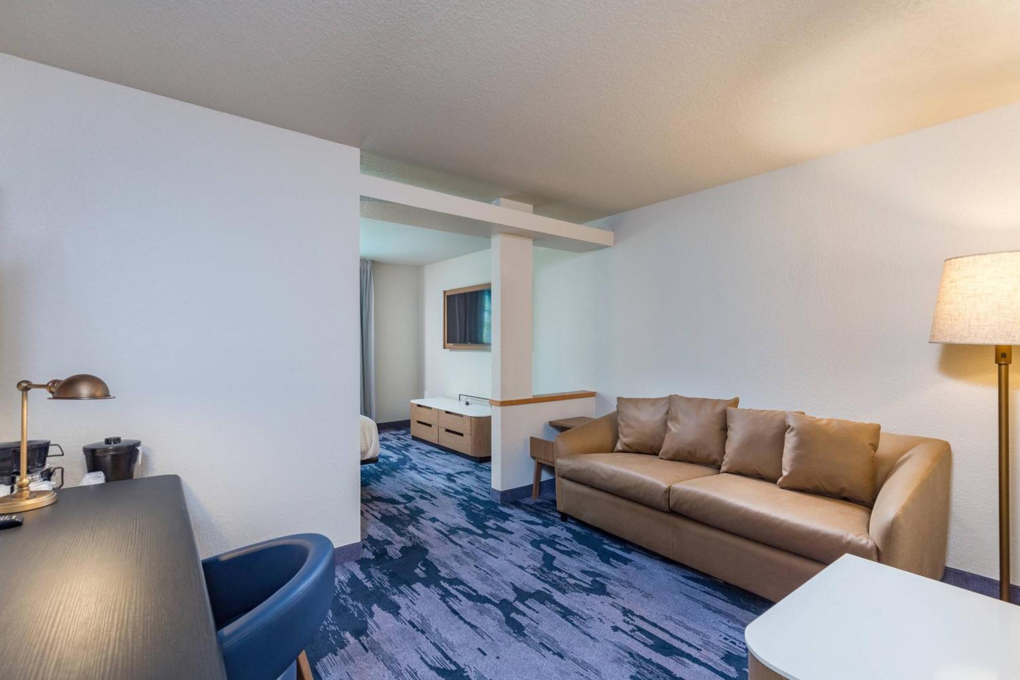 Fairfield Inn And Suites By Marriott Tampa North Temple Terrace Экстерьер фото