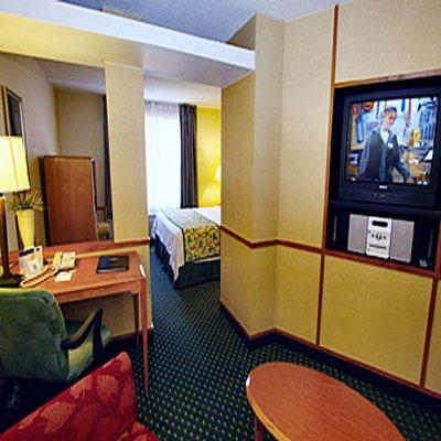 Fairfield Inn And Suites By Marriott Tampa North Temple Terrace Номер фото