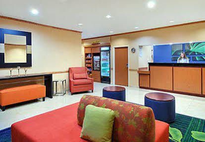 Fairfield Inn And Suites By Marriott Tampa North Temple Terrace Экстерьер фото